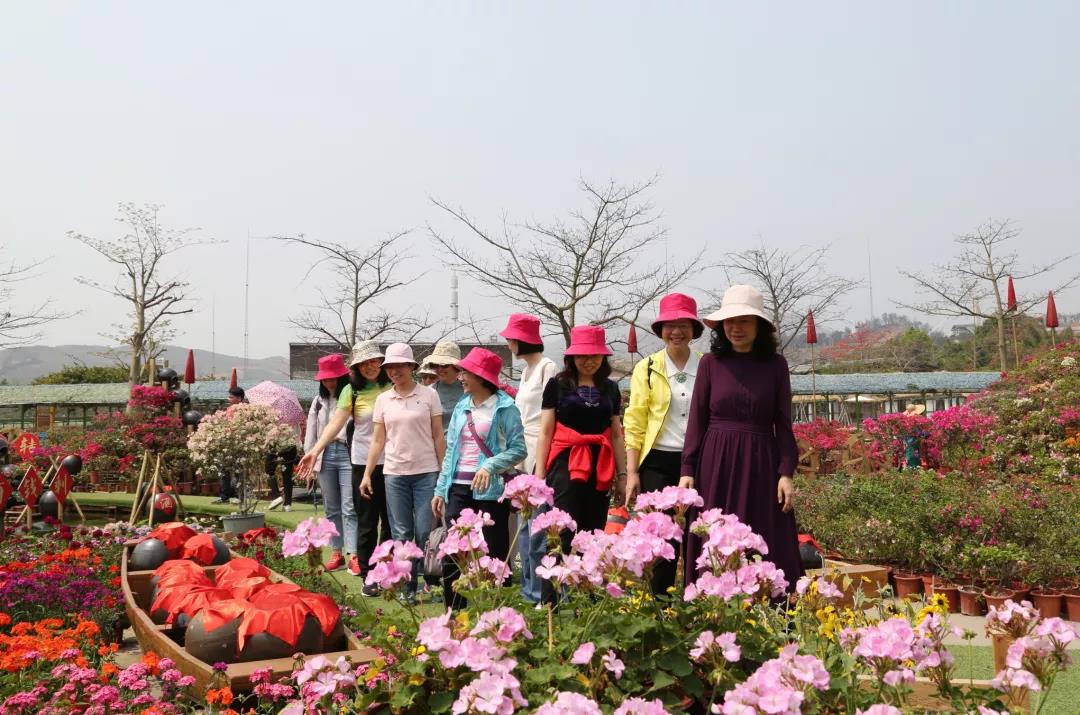 学党史 悟思想| 美高梅
她力量 缤纷向前——集团开展“天地广 新女性 学党史 鼓干劲”活动 学党史 悟思想| 美高梅
她力量 缤纷向前——集团开展“天地广 新女性 学党史 鼓干劲”活动