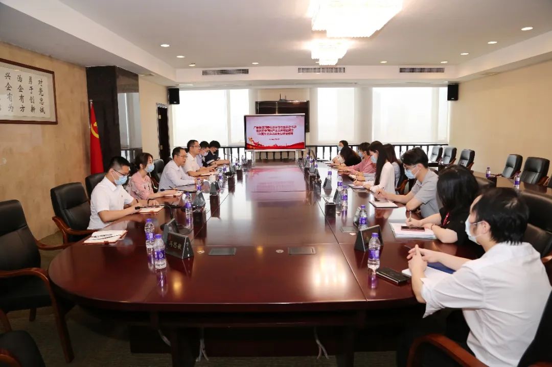 此次进入创新层是纬达光电继新三板挂牌后在资本市场取得的又一阶段性成果,标志着资本市场对纬达光电的进一步认可。接下来,纬达光电将借助资本市场的平台优势,加快产业资源和技术创新融合,加速产品升级迭代,推动 此次进入创新层是纬达光电继新三板挂牌后在资本市场取得的又一阶段性成果,标志着资本市场对纬达光电的进一步认可。接下来,纬达光电将借助资本市场的平台优势,加快产业资源和技术创新融合,加速产品升级迭代,推动