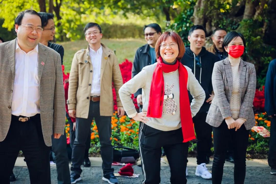 聚力迎新 奋进2022——集团总部开展团建(健走)活动 聚力迎新 奋进2022——集团总部开展团建(健走)活动