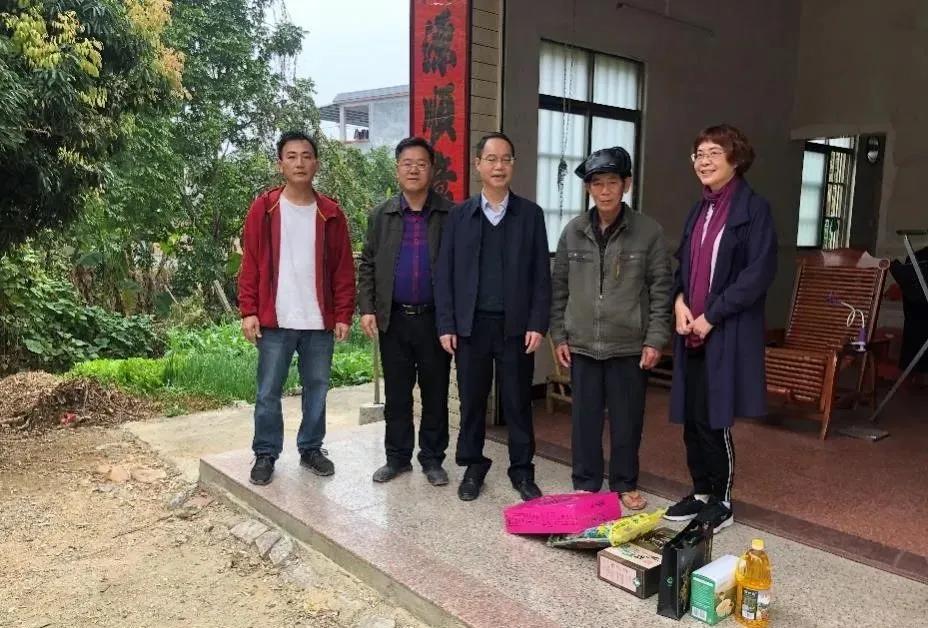 新春慰问送关怀 赋能镇村共富裕 新春慰问送关怀 赋能镇村共富裕