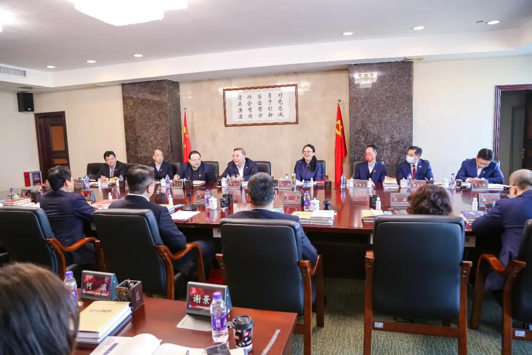 中国上市公司协会会长、中国企业改革与发展研究会会长宋志平一行莅临美高梅集团
调研指导 中国上市公司协会会长、中国企业改革与发展研究会会长宋志平一行莅临美高梅集团
调研指导