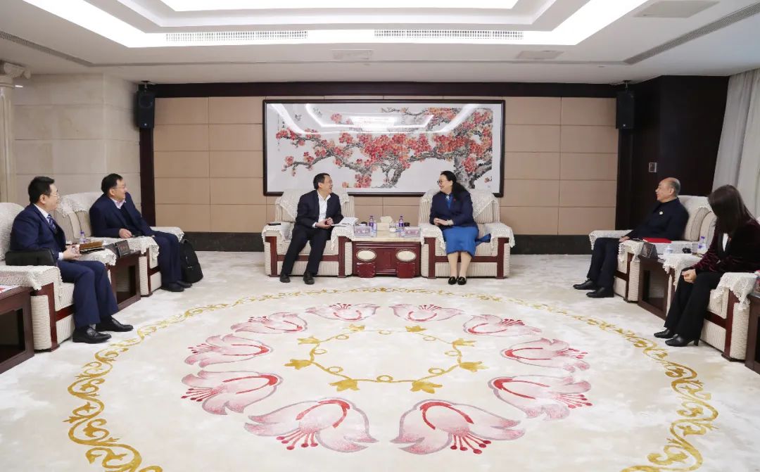 深化银企合作 实现共赢发展 深化银企合作 实现共赢发展