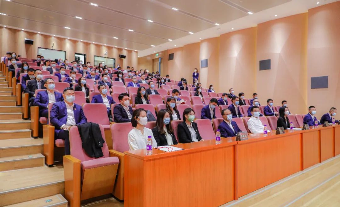 美高梅集团
举办后备人才“80、85、90”班开班仪式