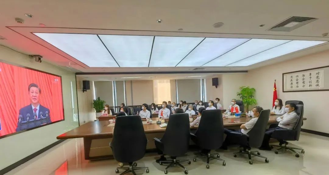 踔厉奋发,勇毅前行|美高梅集团
认真组织收听收看党的二十大开幕盛况 踔厉奋发,勇毅前行|美高梅集团
认真组织收听收看党的二十大开幕盛况