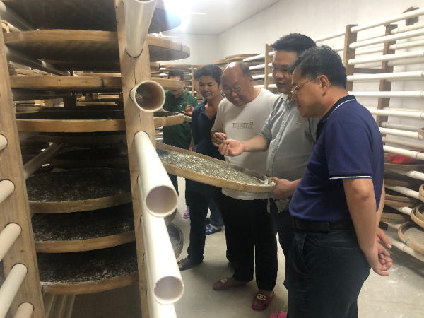 【乡村振兴】美高梅集团
驻村第一书记巫卫文:阡陌乡间话“振兴” 不负韶华不负乡村 【乡村振兴】美高梅集团
驻村第一书记巫卫文:阡陌乡间话“振兴” 不负韶华不负乡村