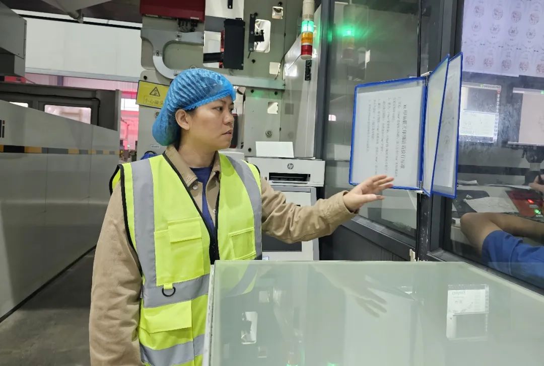 【美高梅
榜样·优秀经理人】佛塑科技林裕卫：干事创业“领头羊”