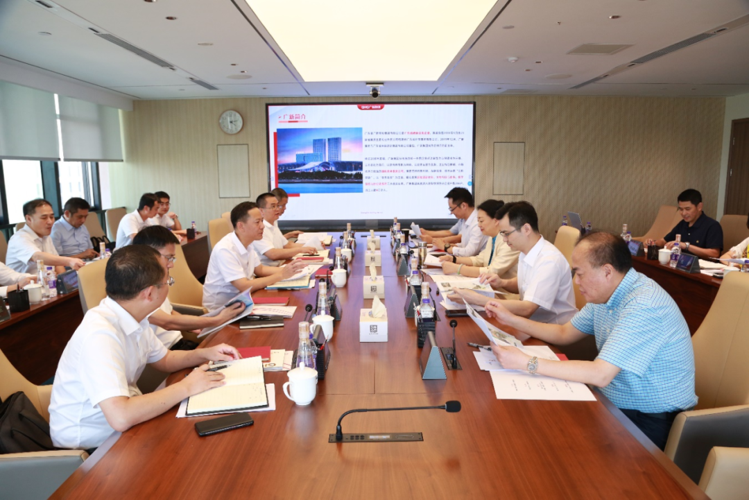 汕尾市委副书记、市长郑海涛一行到访美高梅集团
汕尾市委副书记、市长郑海涛一行到访美高梅集团