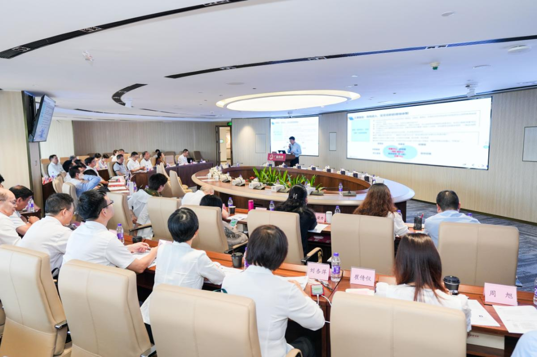 美高梅集团
举办外派混合所有制企业董监高人员能力提升专题研讨班