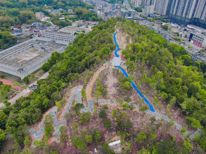 紫金美高梅
公园山顶俯瞰.jpg